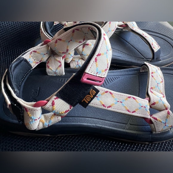 Teva Hurricane XLT2 size 13 - Picture 5 of 9